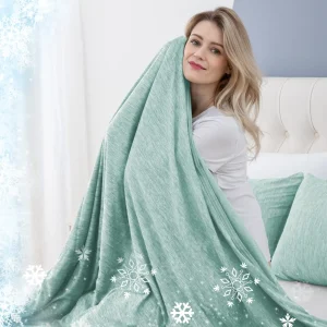Cooling Blanket Lightweight Summer Cold Thin Blankets